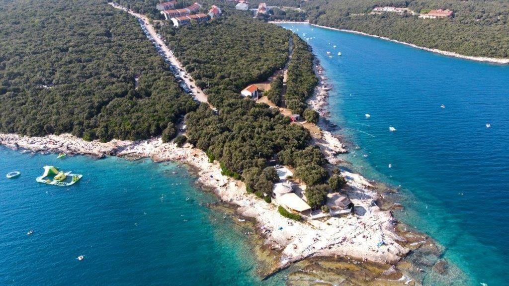 Cozy Apartments And Rooms Pavicini Segotici Bagian luar foto